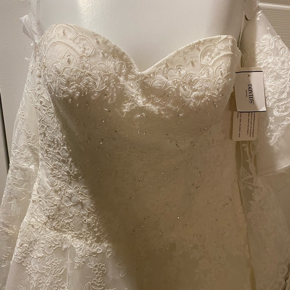 David bridals - Jewel Wedding Dress